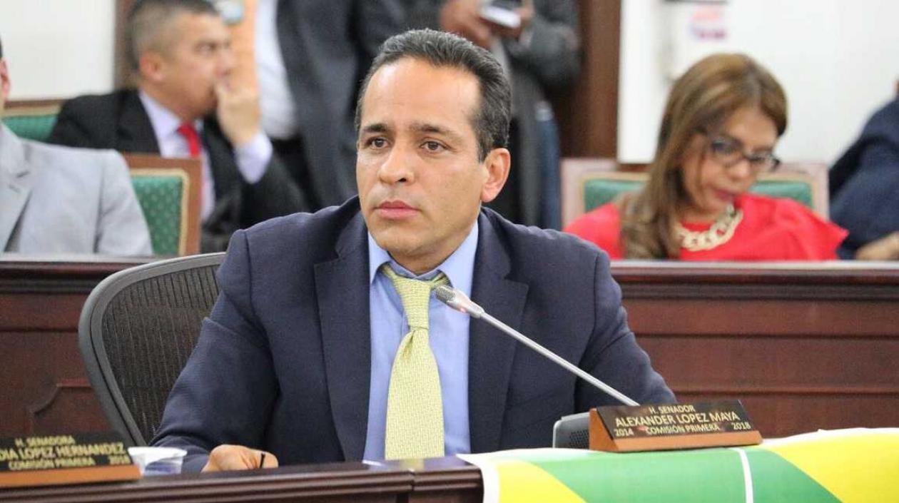 senador Alexander López Maya