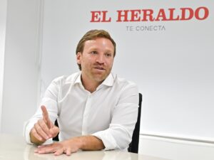 Carlos Acosta Juliao, un joven Barranquillero con liderazgo y experiencia preparado para ser Alcalde de Barranquilla.