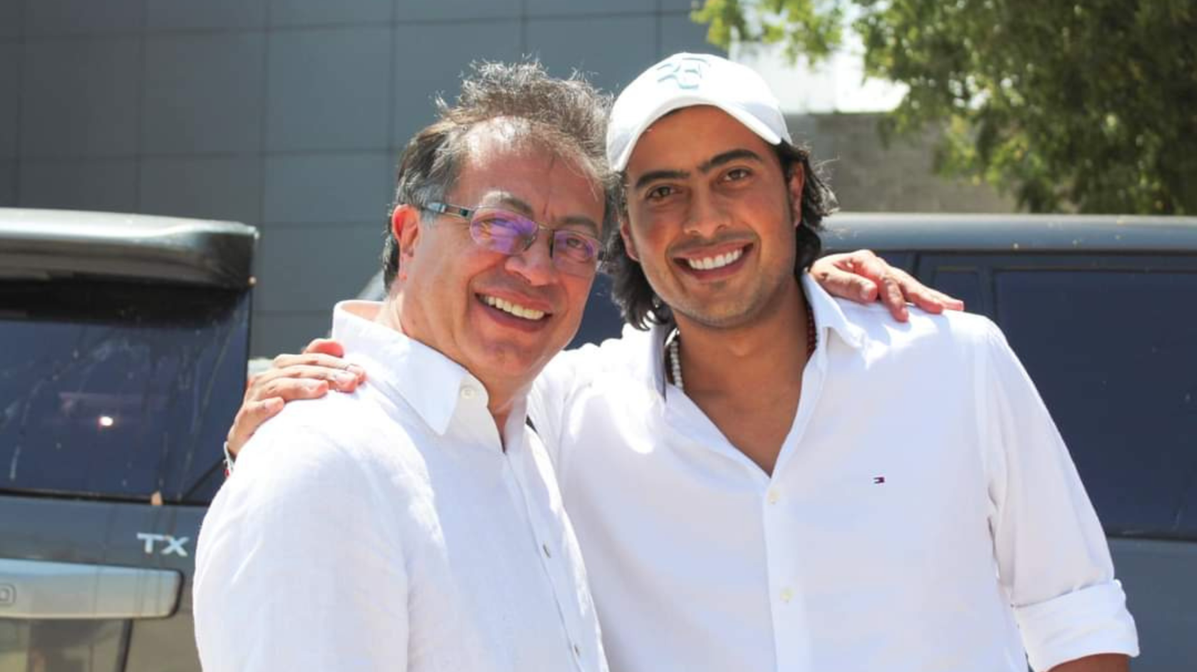 Gustavo Petro y Nicolas Petro