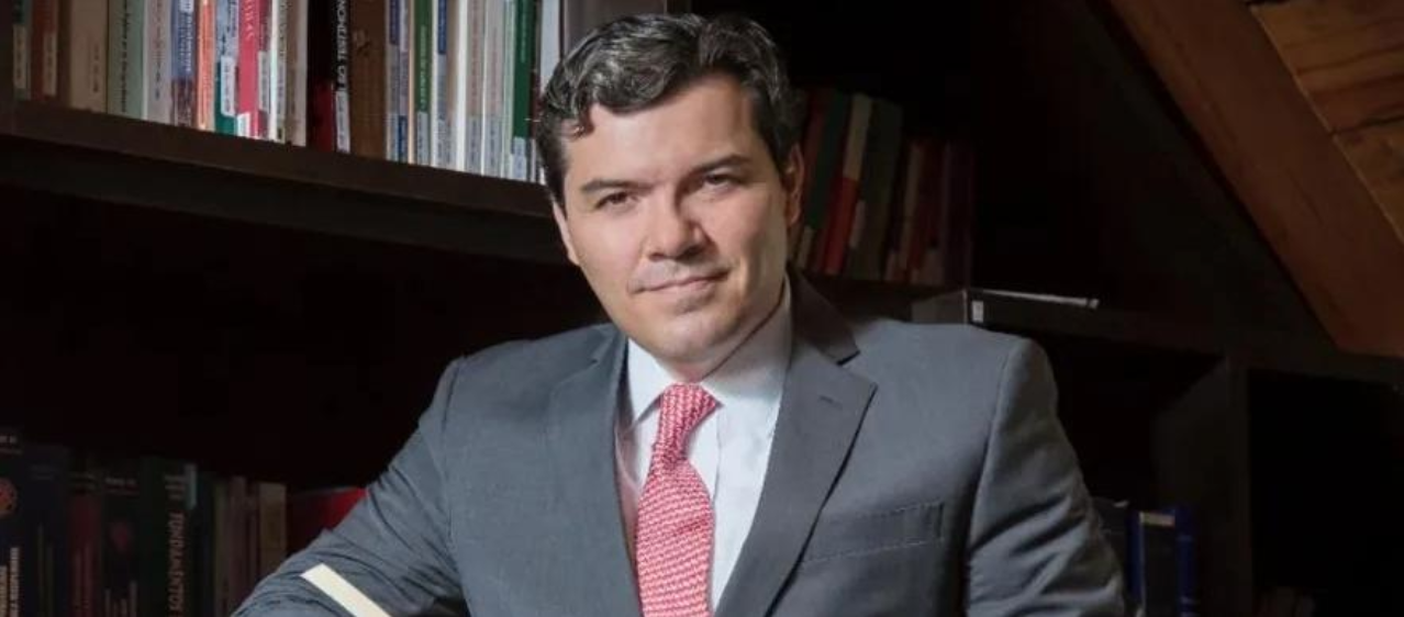 Mauricio Pava