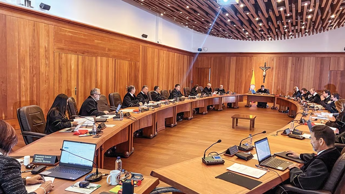 elegir fiscal general