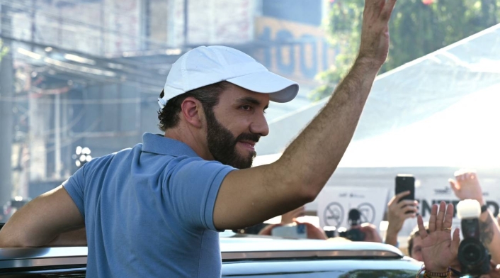 Bukele se quedó con la presidencia