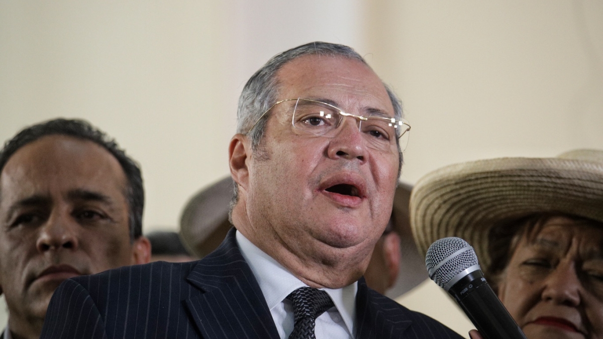 Iván Name a Andrés Calle