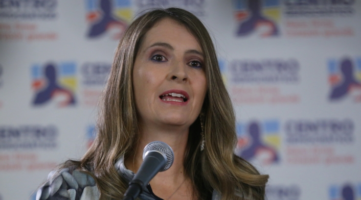 primera mujer presidenta