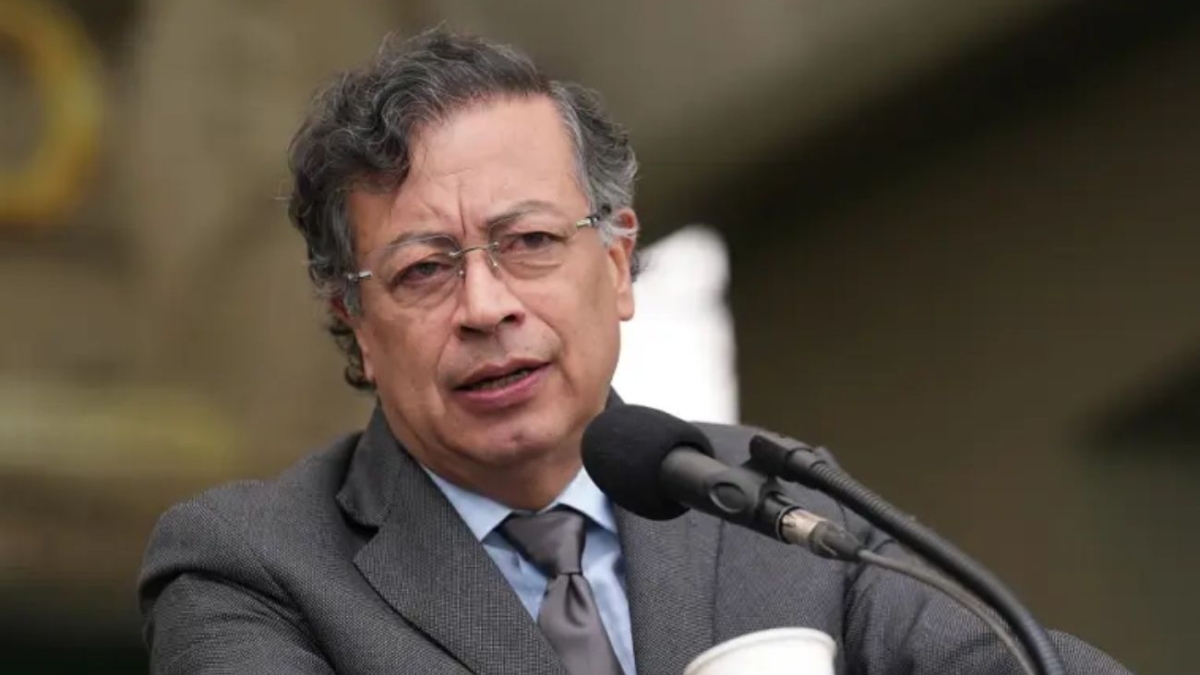 Petro a Héctor Abad