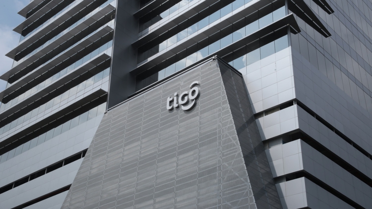 SIC multa a Tigo